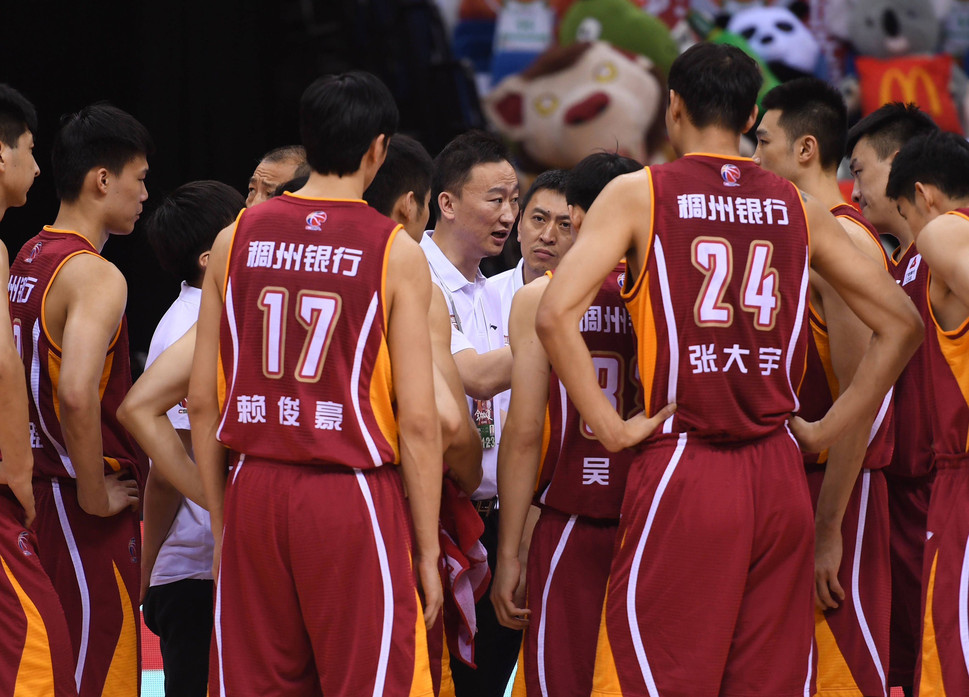 国际比赛日浙江稠州调整名单以备欧篮联今晚门兴格拉德巴赫调整名单以备欧超杯之后，新疆广汇外线爆发备战NBA常规赛的简单介绍