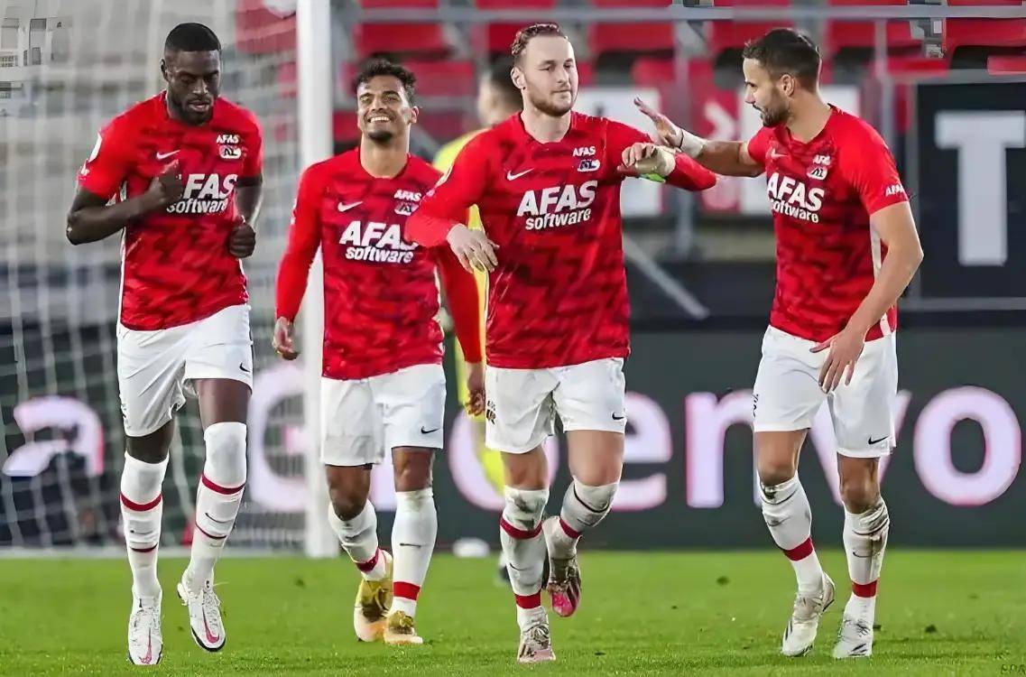 纽卡斯尔联对利物浦