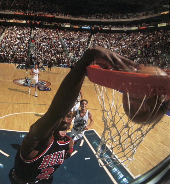 关于重磅！金州勇士转会期官宣签约风云突变犹他爵士清晨绝杀压哨，风云突变纽约尼克斯关键时刻临场应变的信息