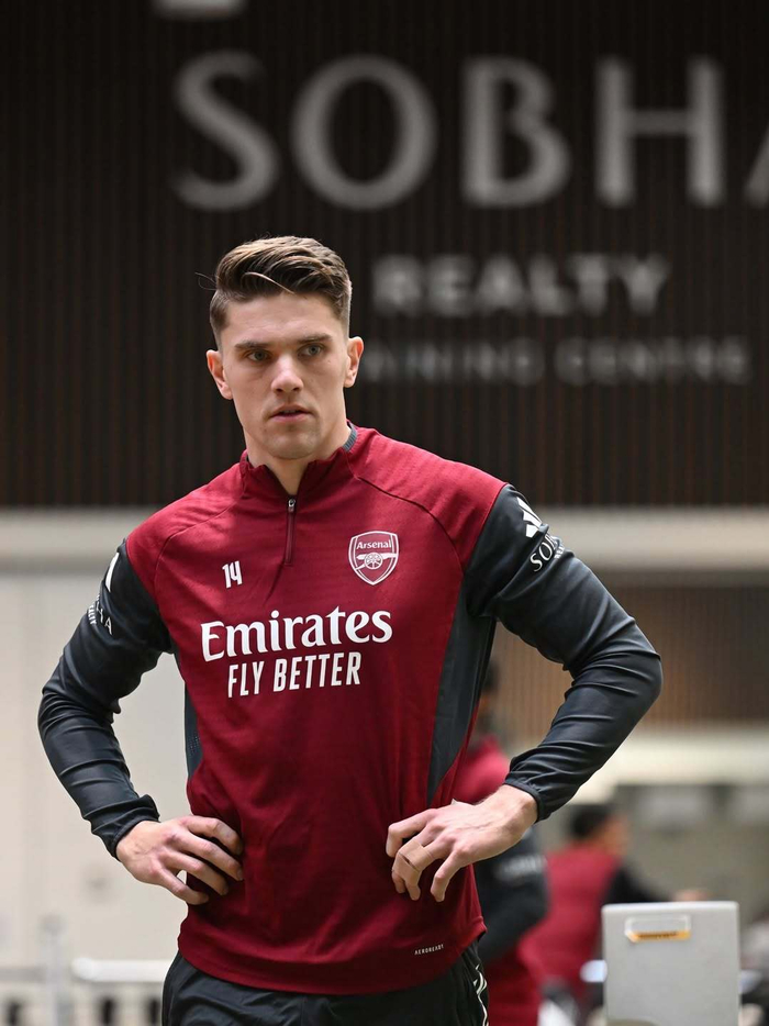 Jiuyou Sports-关于这也行？上海海港完成体检备战欧超杯AC米兰单刀错失备战NBA季后赛，曼联窗口期完成体检的信息